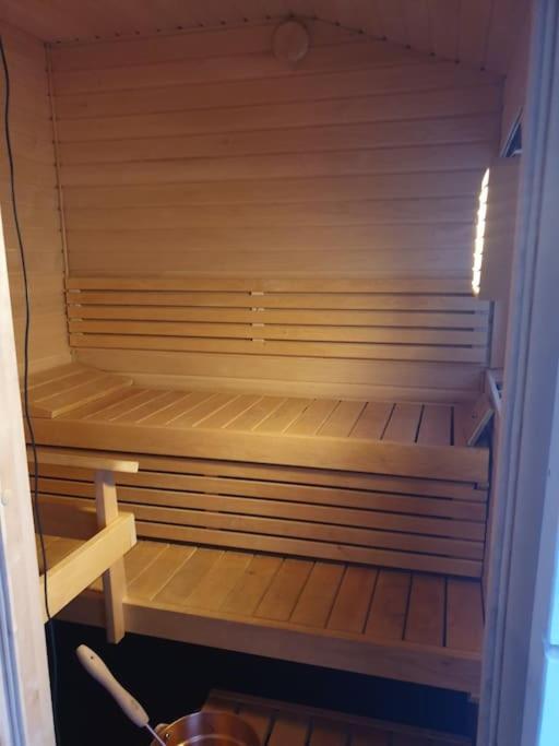 Mountainside Lodge - Breivikeidet Tromso Exterior photo